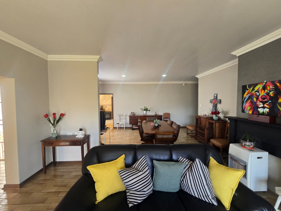 3 Bedroom Property for Sale in Brackenhurst Gauteng
