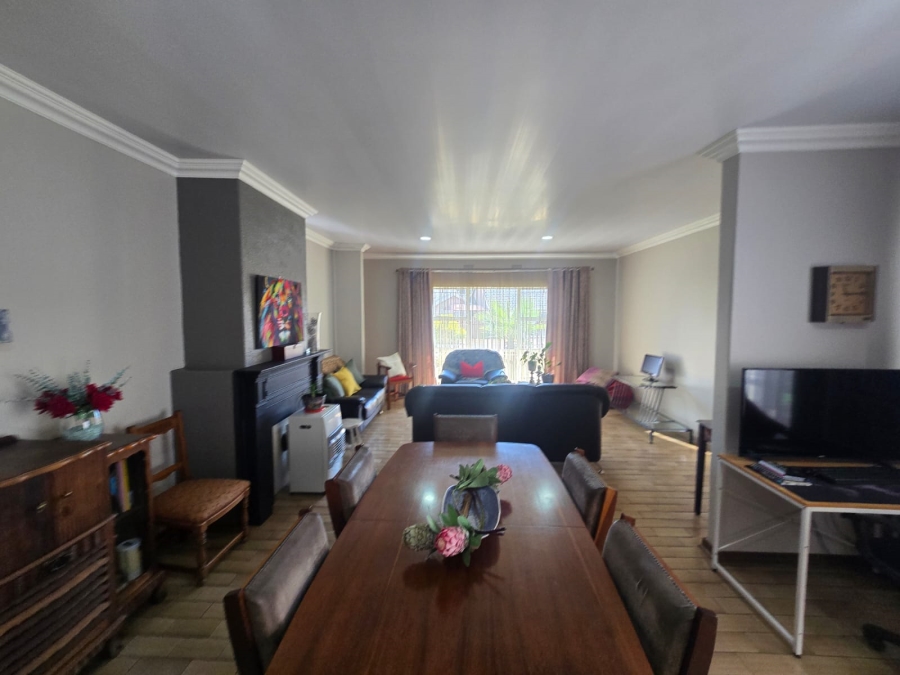 3 Bedroom Property for Sale in Brackenhurst Gauteng