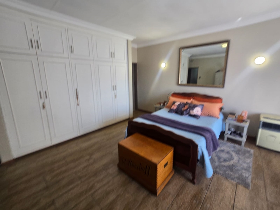 3 Bedroom Property for Sale in Brackenhurst Gauteng