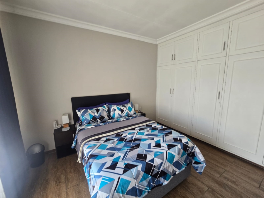 3 Bedroom Property for Sale in Brackenhurst Gauteng