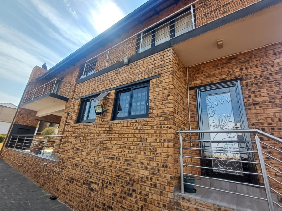3 Bedroom Property for Sale in Krugersdorp West Gauteng