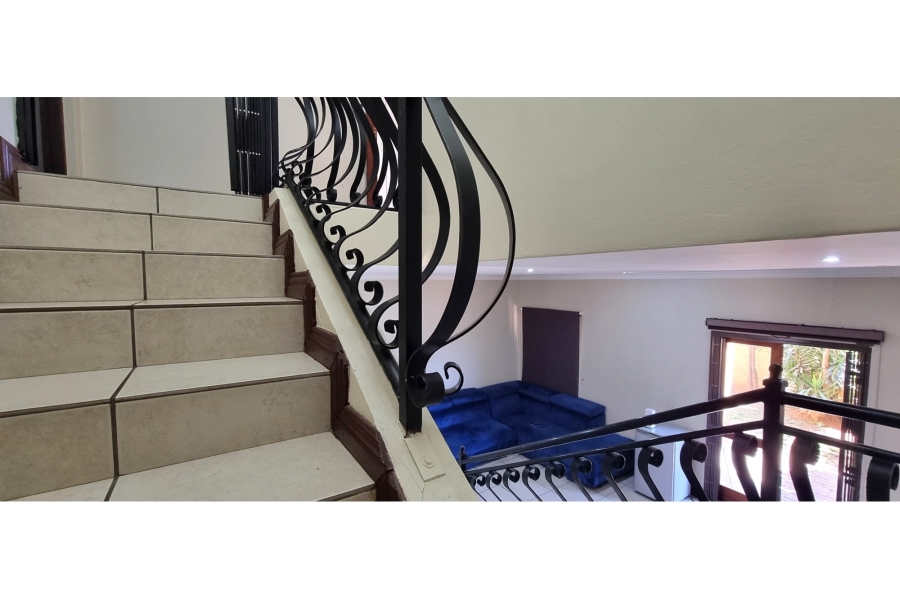 2 Bedroom Property for Sale in Bassonia Gauteng