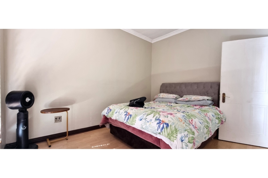 2 Bedroom Property for Sale in Bassonia Gauteng