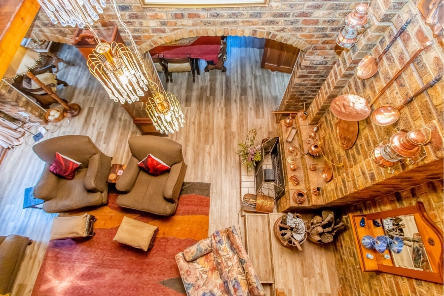 7 Bedroom Property for Sale in Blue Hills AH Gauteng