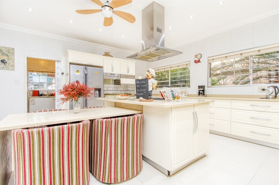 7 Bedroom Property for Sale in Blue Hills AH Gauteng