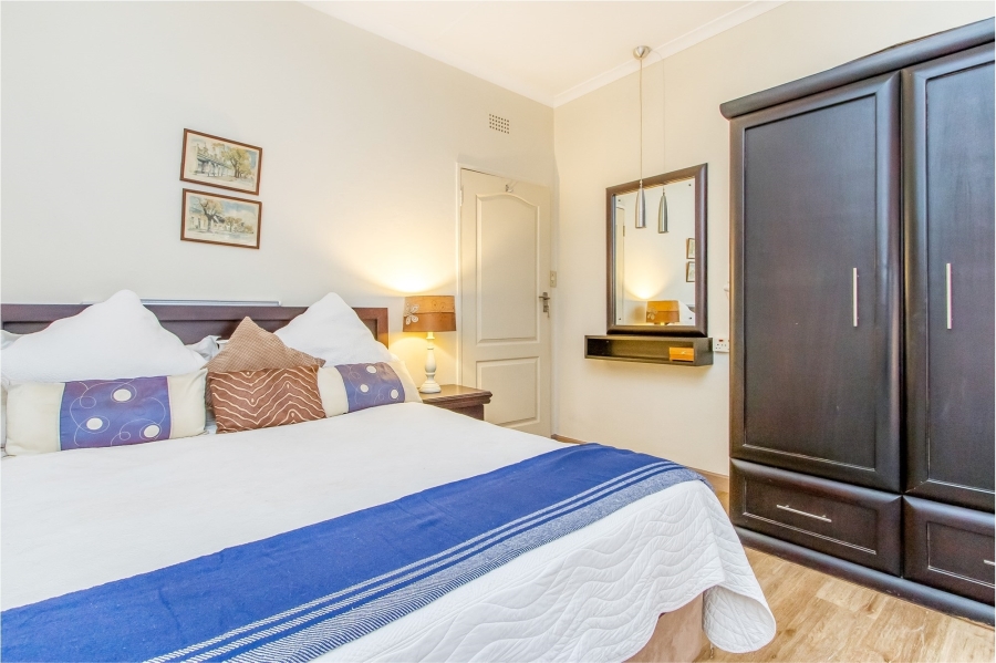 7 Bedroom Property for Sale in Blue Hills AH Gauteng