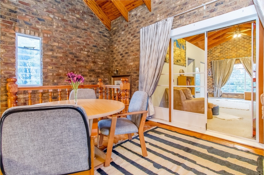 7 Bedroom Property for Sale in Blue Hills AH Gauteng