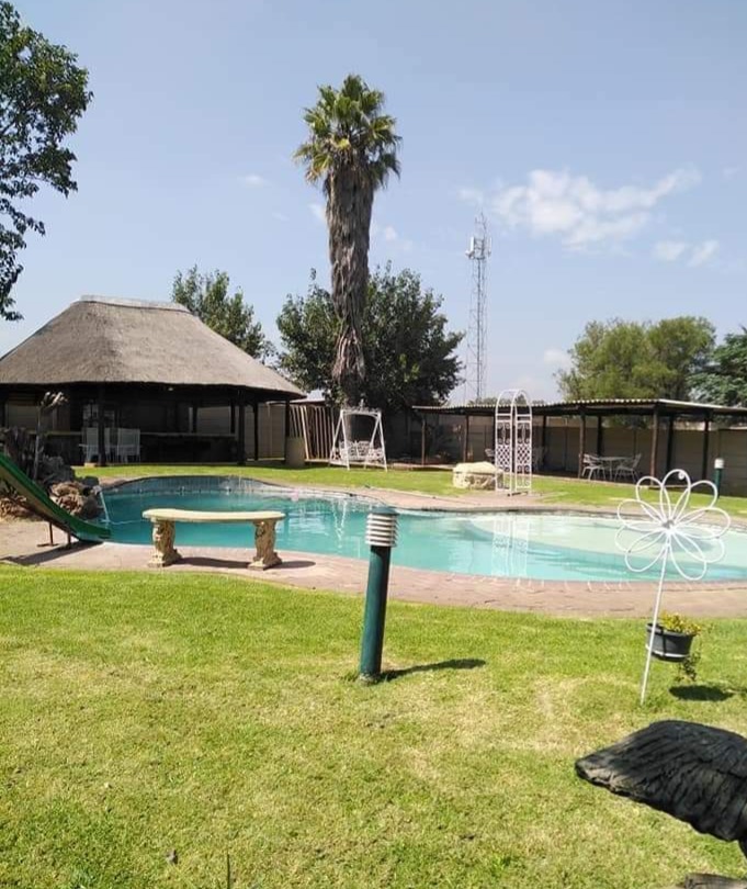 3 Bedroom Property for Sale in Mullerstuine Gauteng