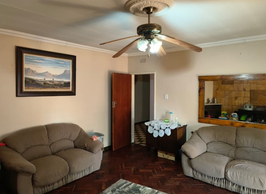 3 Bedroom Property for Sale in Mullerstuine Gauteng