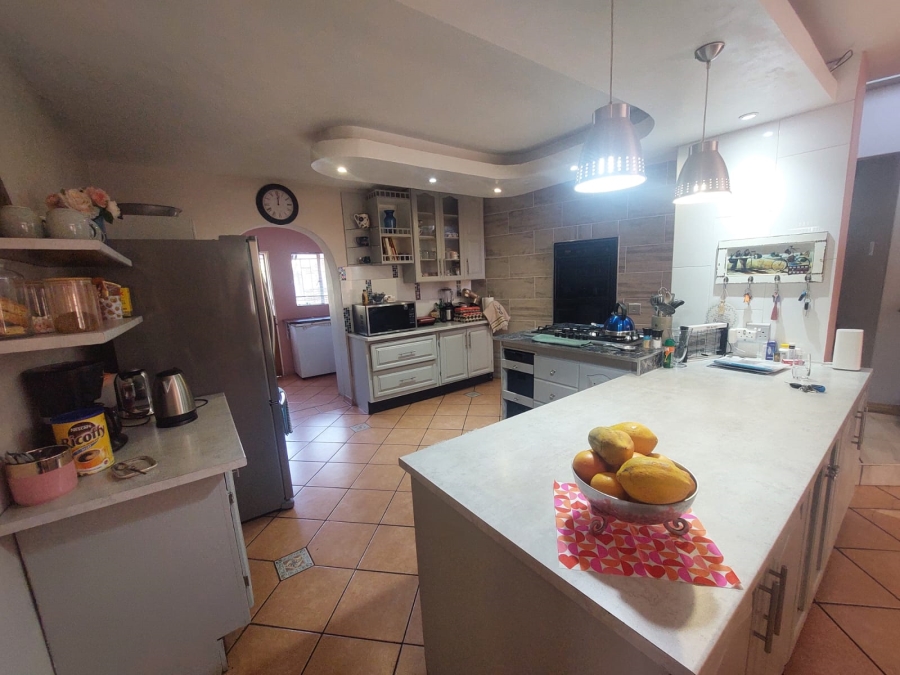 4 Bedroom Property for Sale in Suiderberg Gauteng