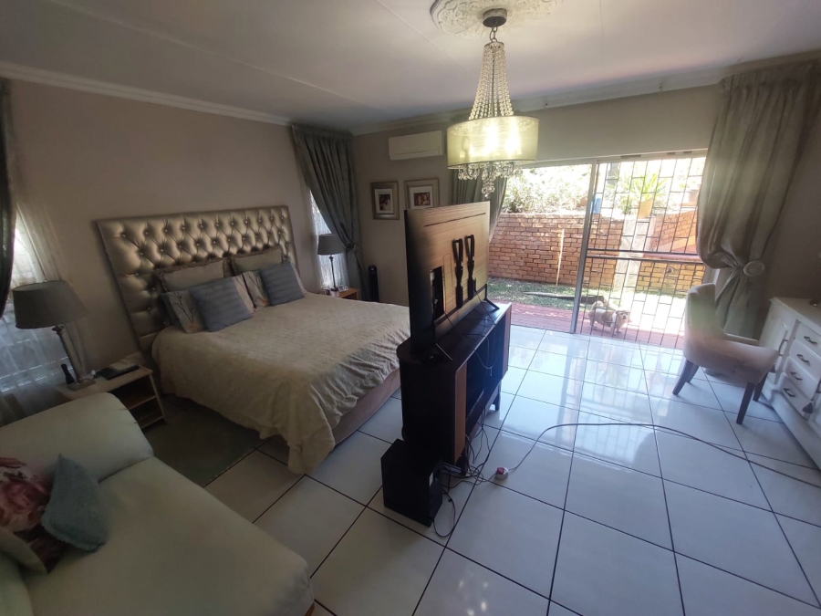 4 Bedroom Property for Sale in Suiderberg Gauteng