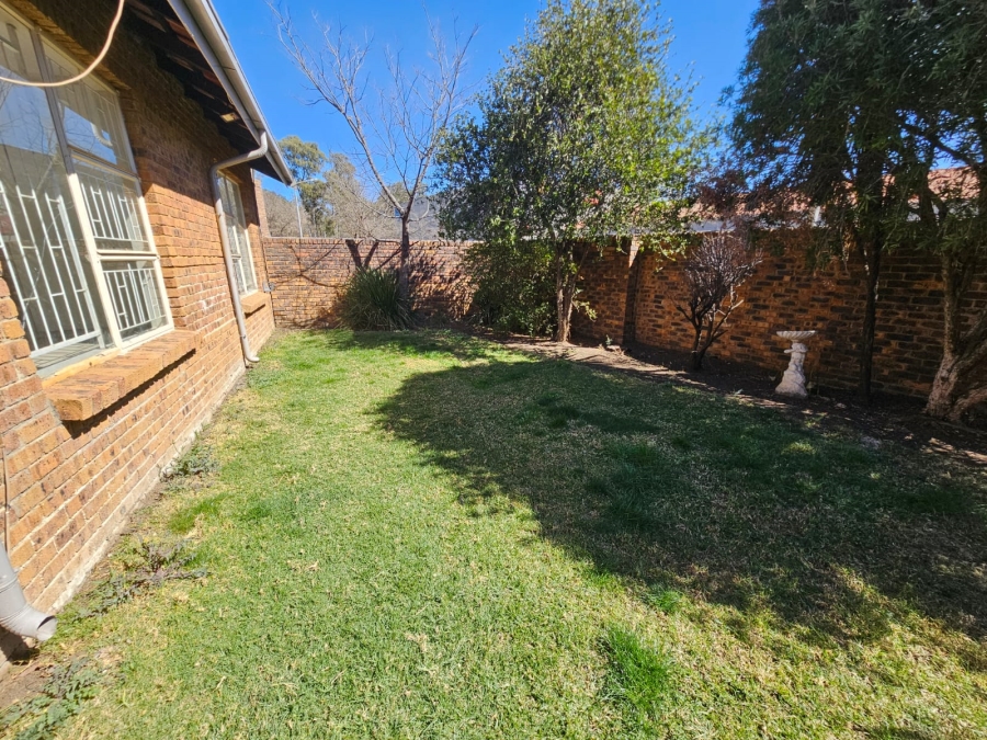 2 Bedroom Property for Sale in New Redruth Gauteng