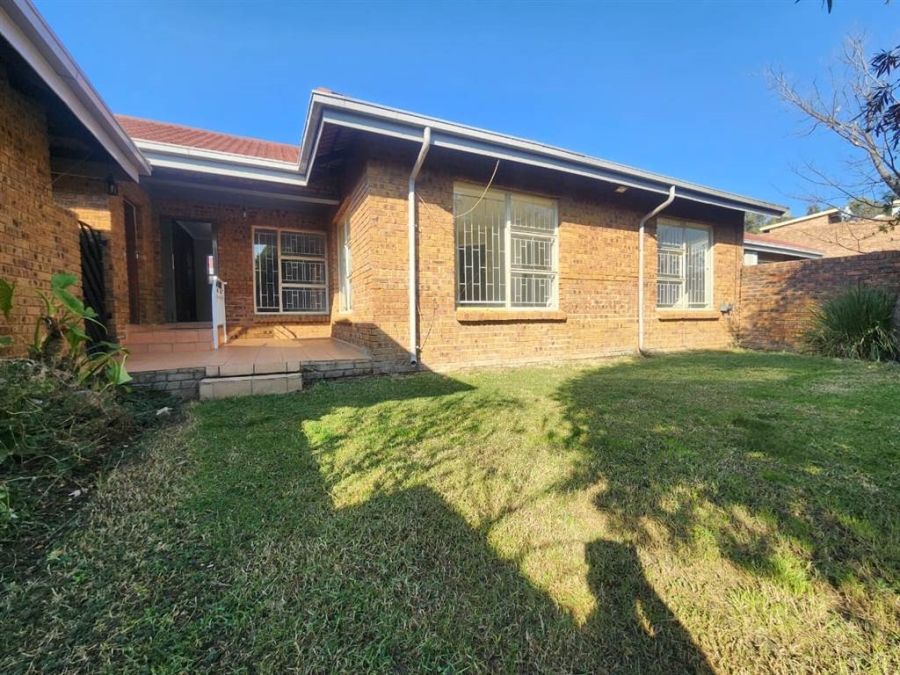 2 Bedroom Property for Sale in New Redruth Gauteng