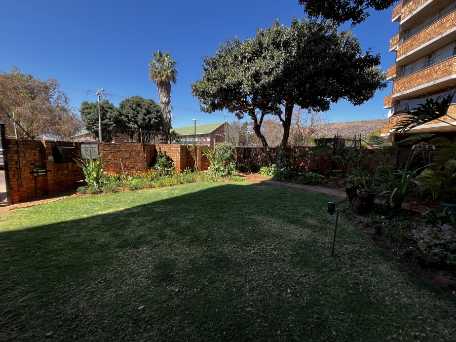 2 Bedroom Property for Sale in Pretoria North Gauteng