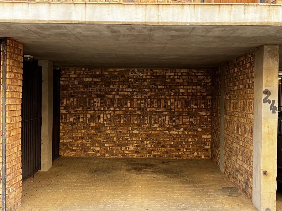2 Bedroom Property for Sale in Pretoria North Gauteng