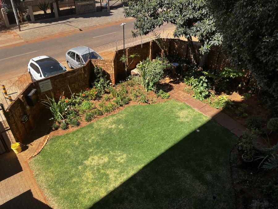 2 Bedroom Property for Sale in Pretoria North Gauteng