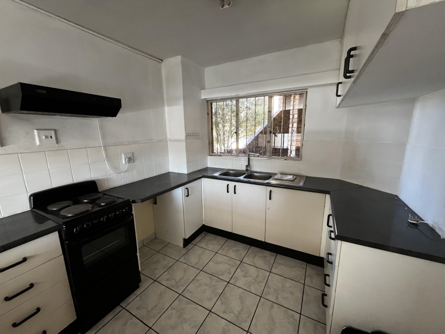 2 Bedroom Property for Sale in Pretoria North Gauteng