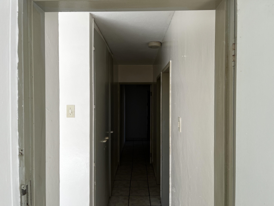 2 Bedroom Property for Sale in Pretoria North Gauteng