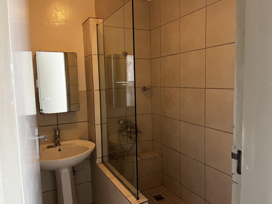2 Bedroom Property for Sale in Pretoria North Gauteng
