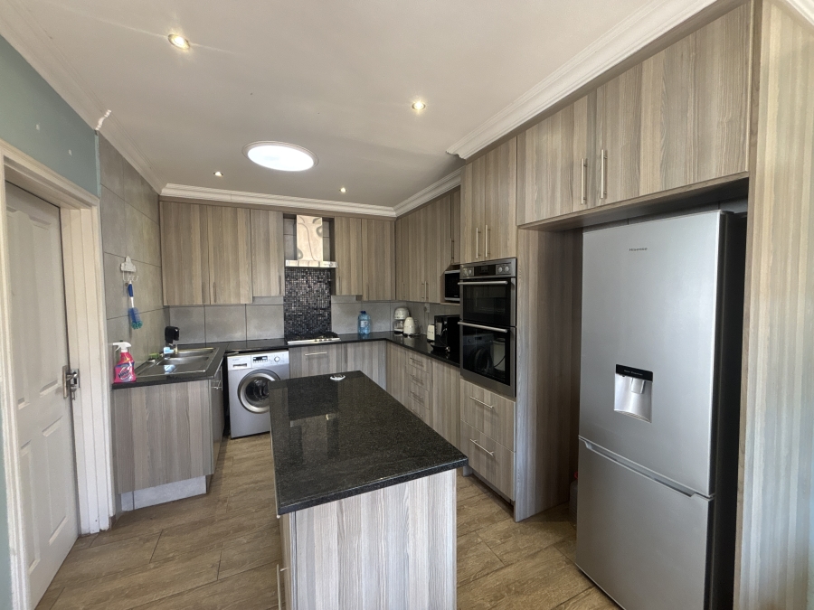 3 Bedroom Property for Sale in Rynfield Gauteng