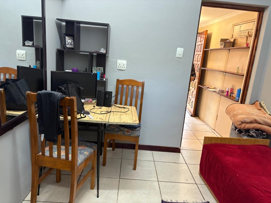 To Let 2 Bedroom Property for Rent in Kilner Park Gauteng