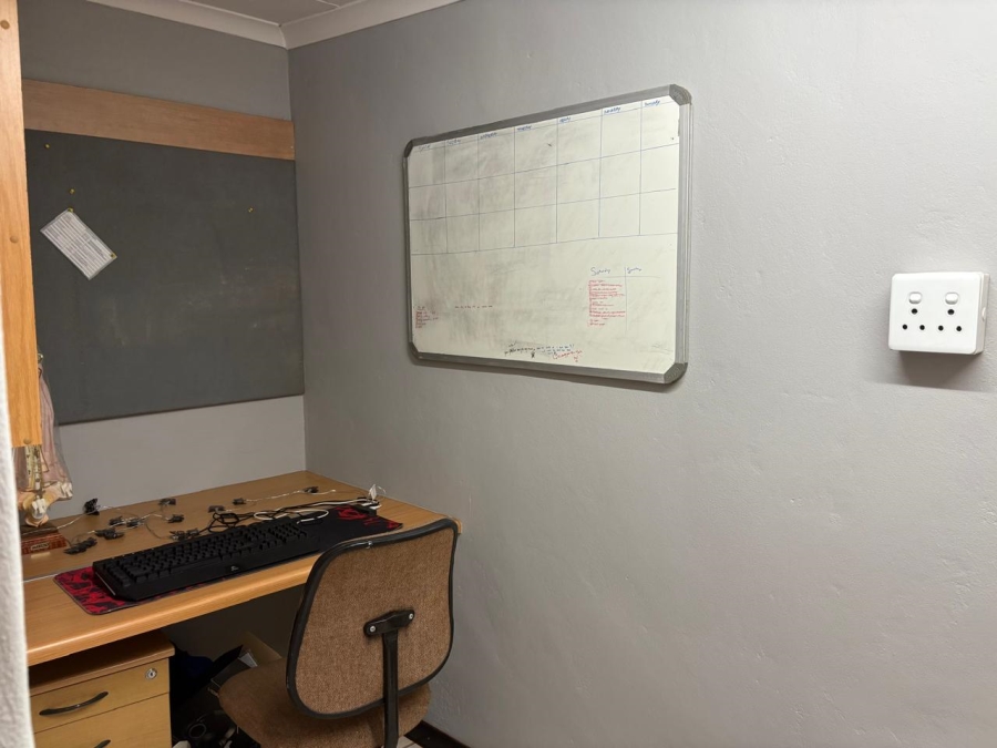 To Let 2 Bedroom Property for Rent in Kilner Park Gauteng