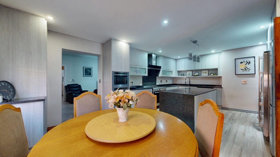 5 Bedroom Property for Sale in Solheim Gauteng