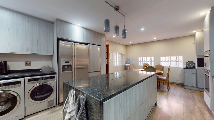 5 Bedroom Property for Sale in Solheim Gauteng
