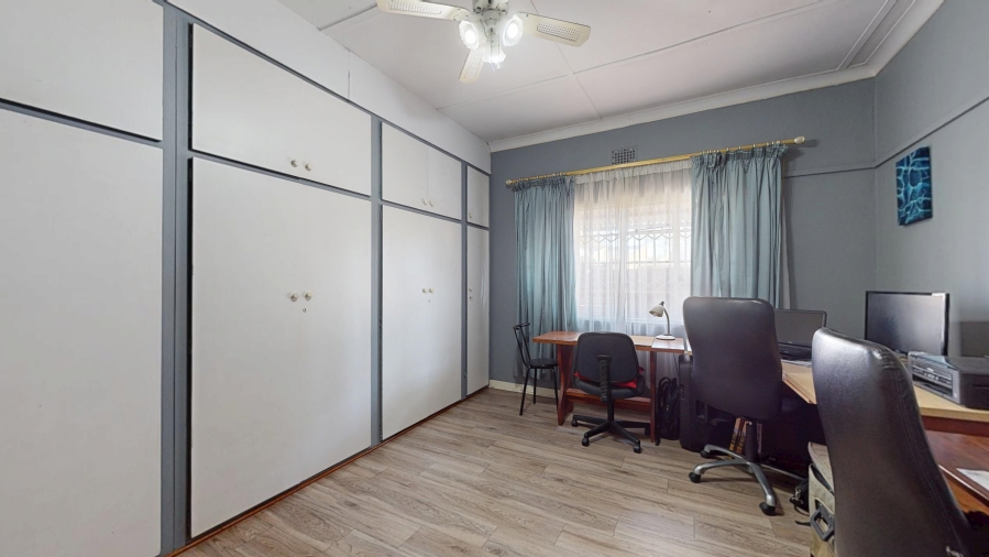 5 Bedroom Property for Sale in Solheim Gauteng