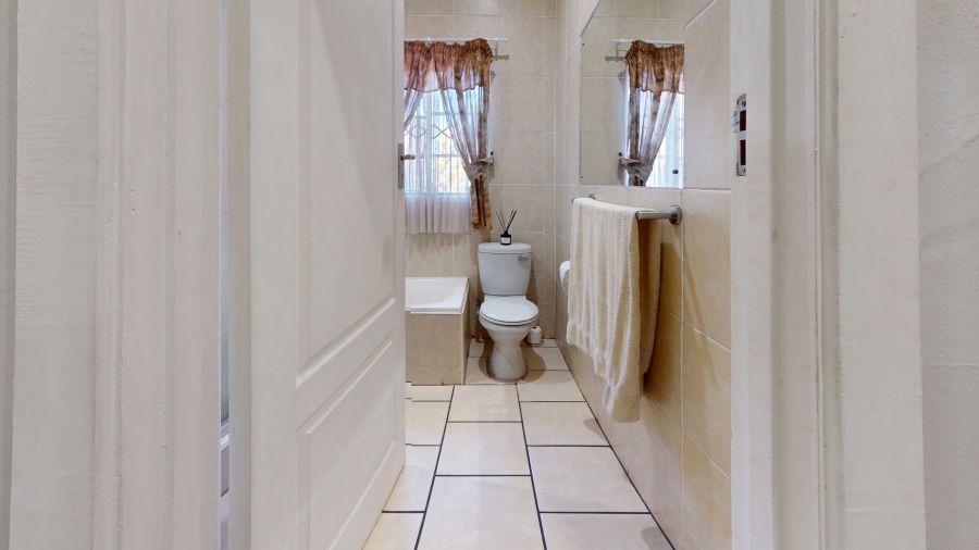 5 Bedroom Property for Sale in Solheim Gauteng