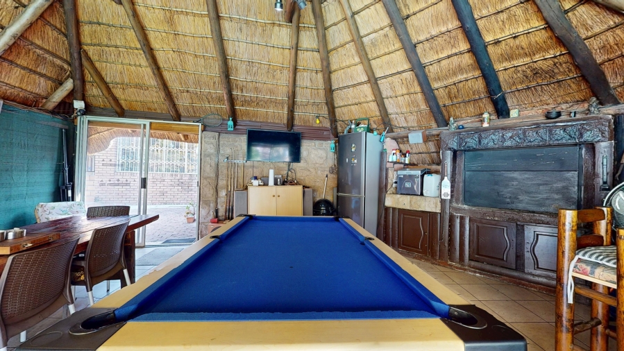 5 Bedroom Property for Sale in Solheim Gauteng