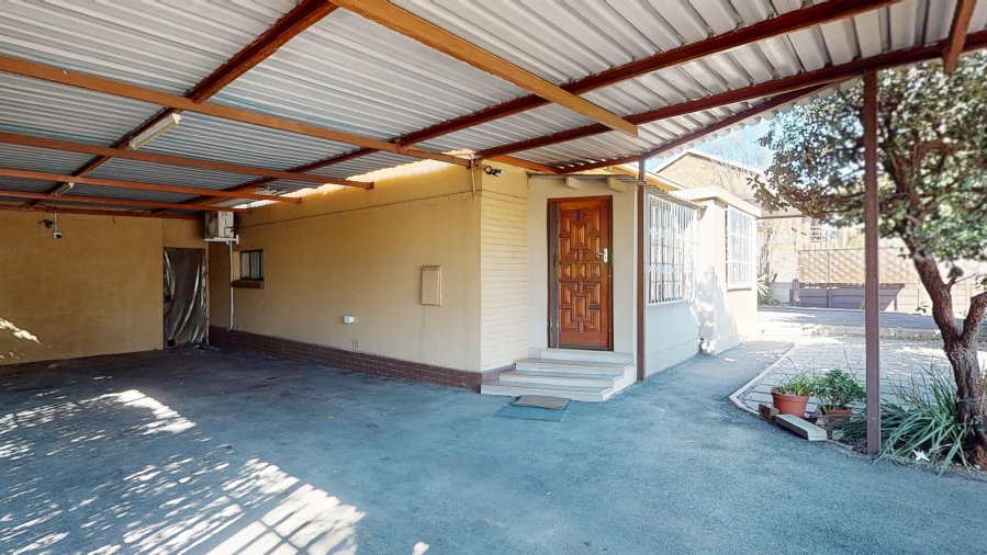 5 Bedroom Property for Sale in Solheim Gauteng
