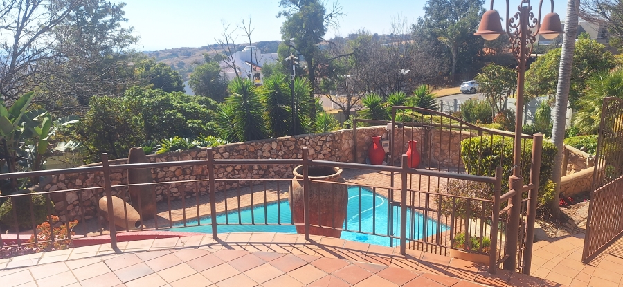4 Bedroom Property for Sale in Rant En Dal Gauteng