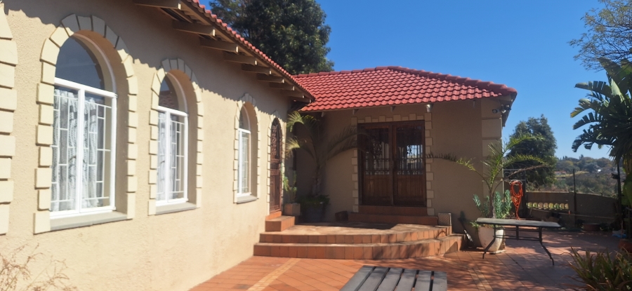 4 Bedroom Property for Sale in Rant En Dal Gauteng