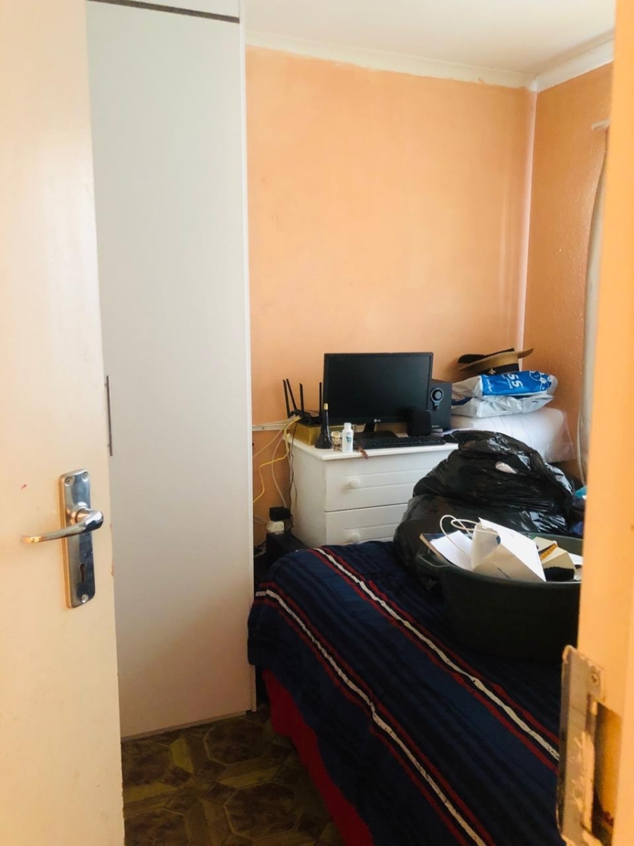 2 Bedroom Property for Sale in Protea Glen Gauteng