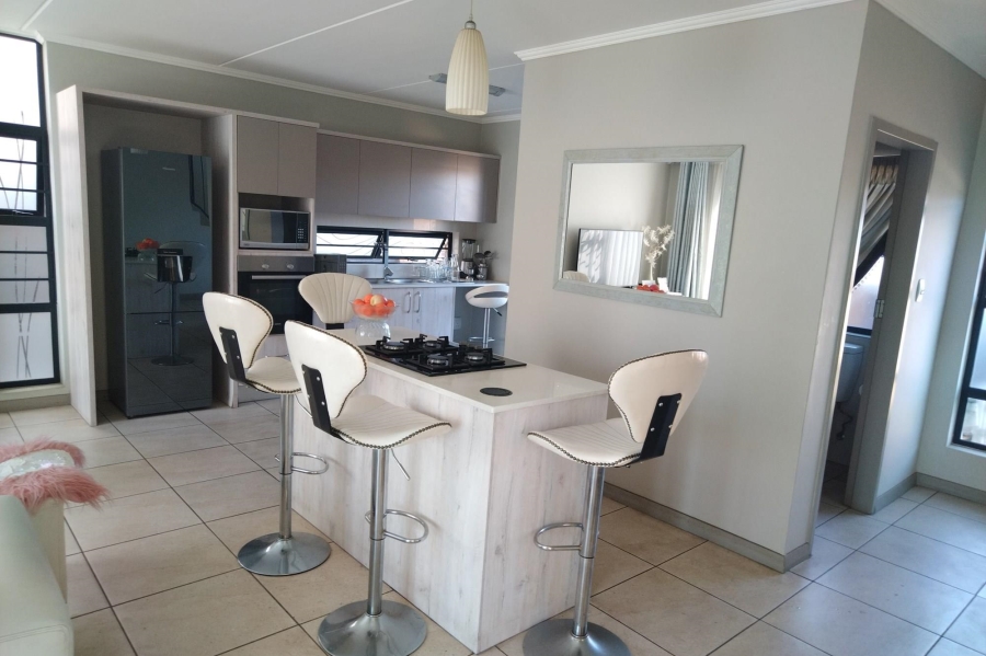 3 Bedroom Property for Sale in Amberfield Gauteng
