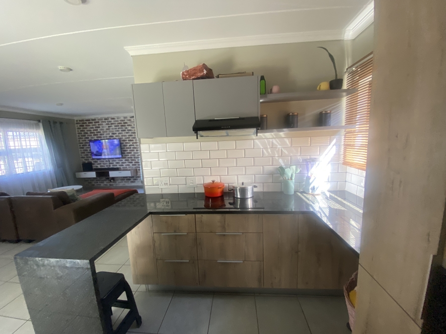 4 Bedroom Property for Sale in Pretoria West Gauteng