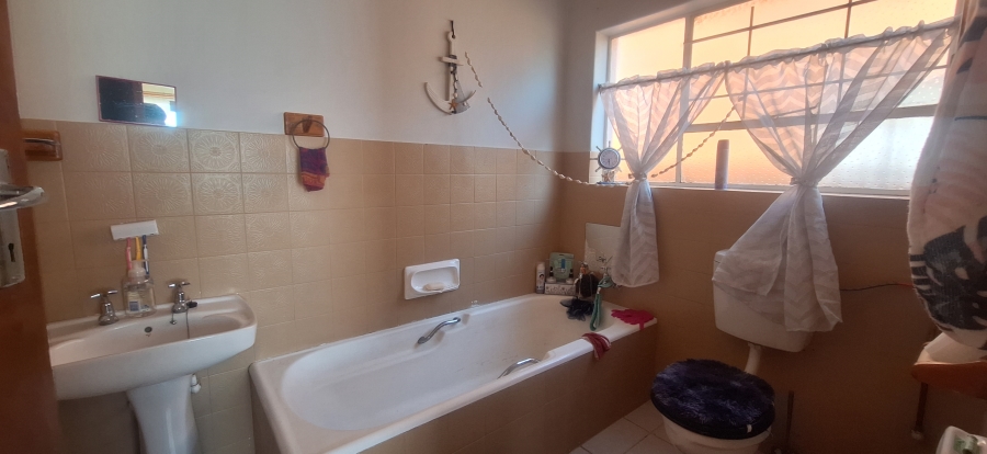 3 Bedroom Property for Sale in Rant En Dal Gauteng