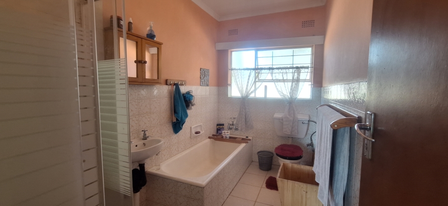 3 Bedroom Property for Sale in Rant En Dal Gauteng