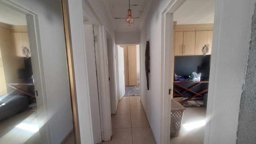 3 Bedroom Property for Sale in Clayville East Gauteng