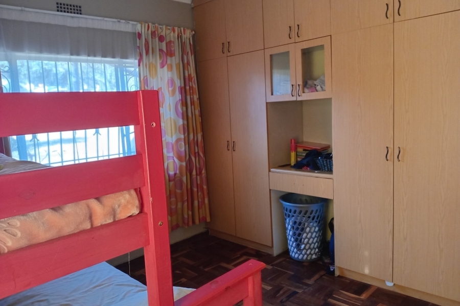 To Let 3 Bedroom Property for Rent in Lombardy East Gauteng