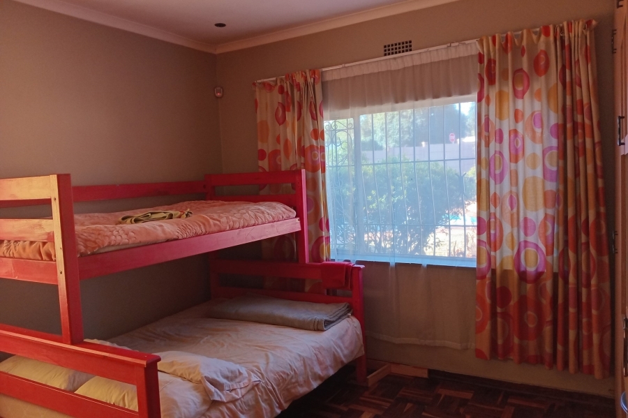 To Let 3 Bedroom Property for Rent in Lombardy East Gauteng