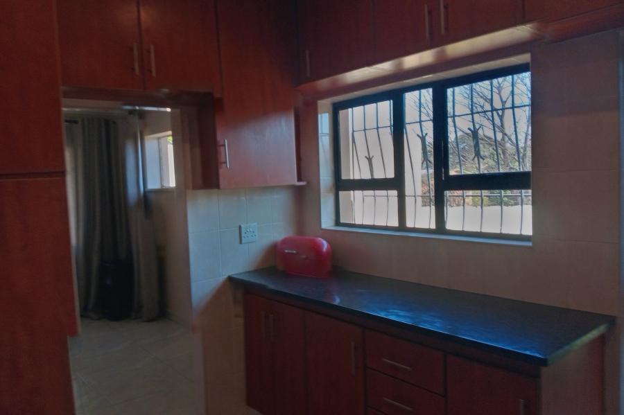 To Let 3 Bedroom Property for Rent in Lombardy East Gauteng