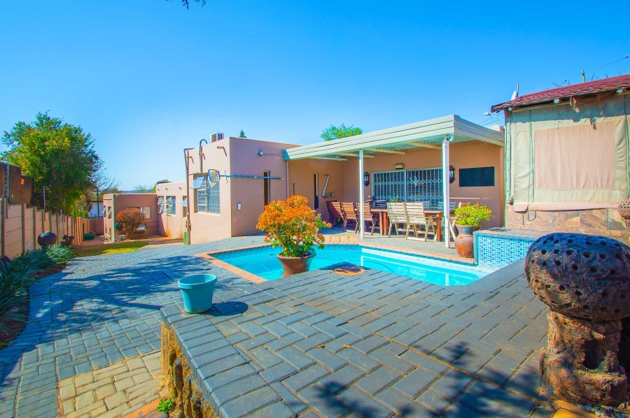4 Bedroom Property for Sale in Noordheuwel Gauteng