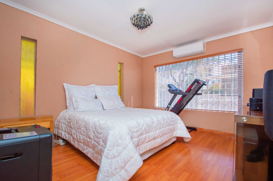 4 Bedroom Property for Sale in Noordheuwel Gauteng
