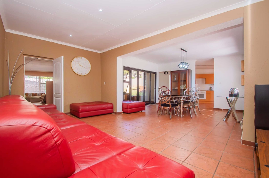 4 Bedroom Property for Sale in Noordheuwel Gauteng