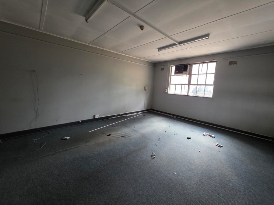 To Let commercial Property for Rent in Leeuwkuil Gauteng