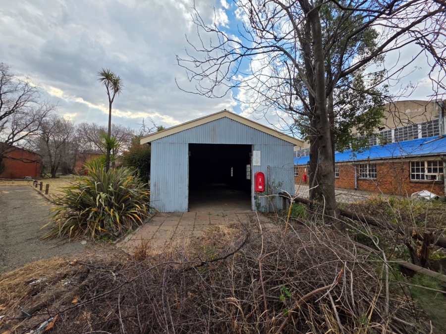 To Let commercial Property for Rent in Leeuwkuil Gauteng