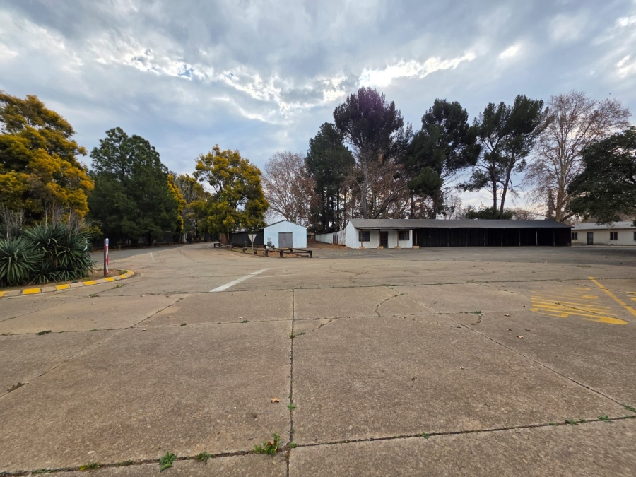 To Let commercial Property for Rent in Leeuwkuil Gauteng