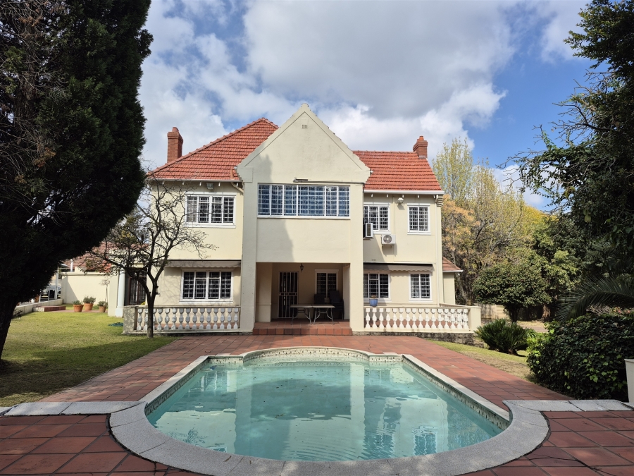 Commercial Property for Sale in Saxonwold Gauteng
